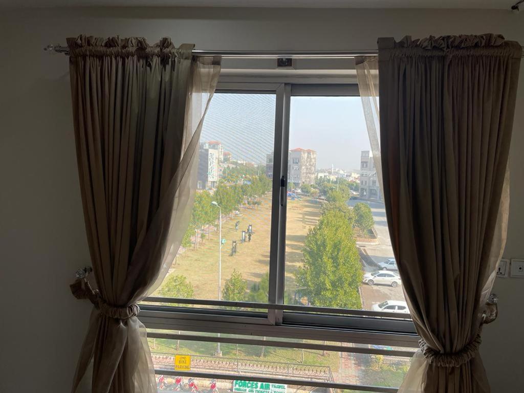 Appartement Marine Tower à Rawalpindi Extérieur photo